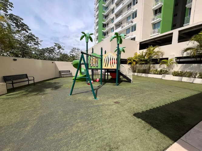 Venta de apartamento en PH Green Park, Condado del Rey