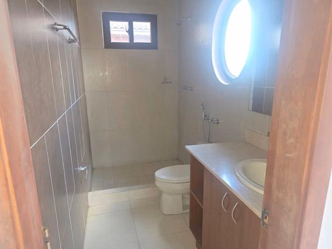 Vendo casa en exclusivo complejo El Doral, Costa Sur