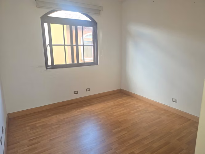 Vendo casa en exclusivo complejo El Doral, Costa Sur