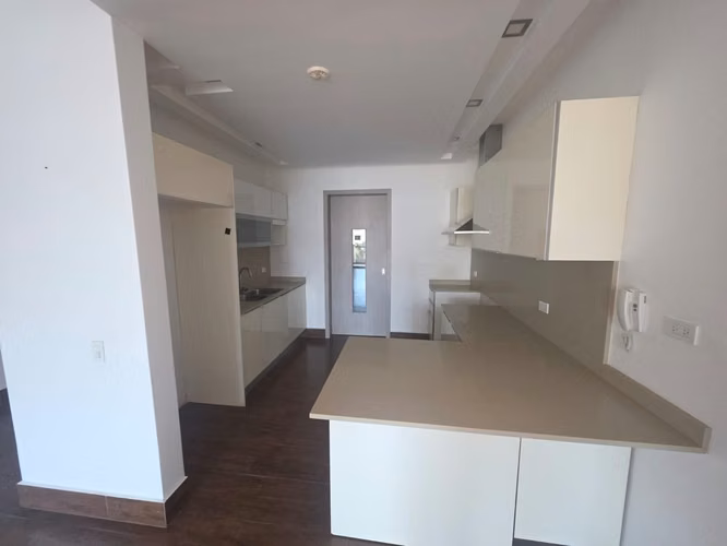 VENTA DE APARTAMENTO EN PH COSTAMARE, COSTA SUR