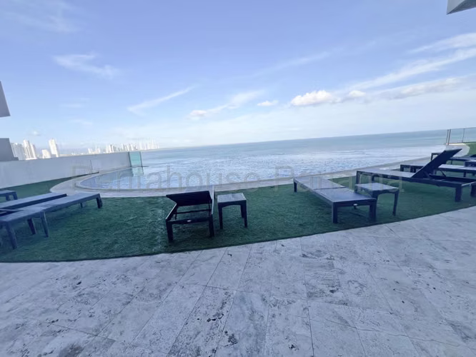 Venta de Apartamento en Punta Pacifica Ph Oasis On The Bay Mts2: 360 PD