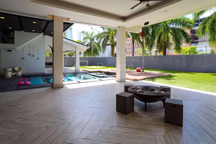 Venta de Casa en Ph Paseo del Parque Costa del Este