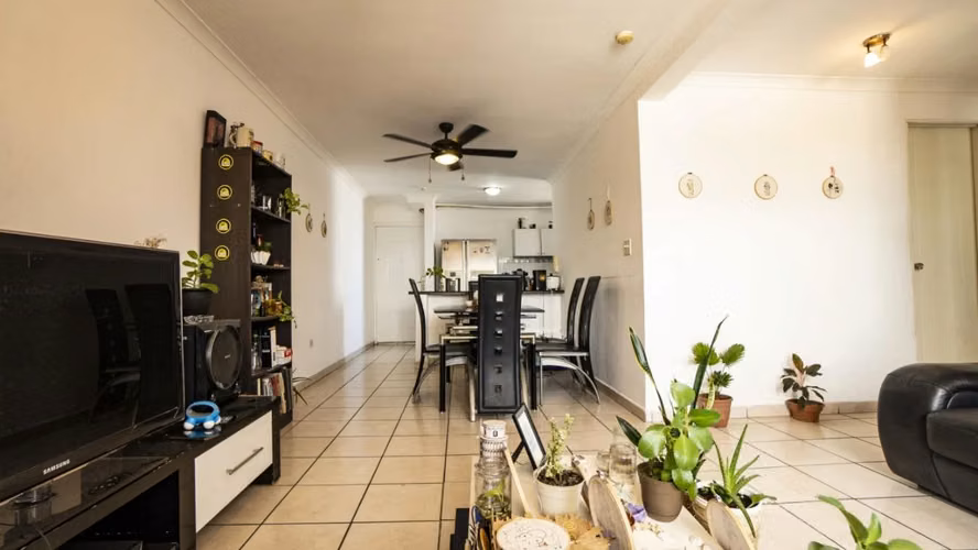 Venta de apartamento en Vía españa vacío