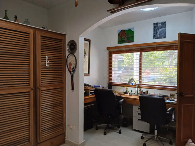 Venta Casa Estilo Campestre. 3 recamaras,  2,230mt2 totales. Altos del Maria