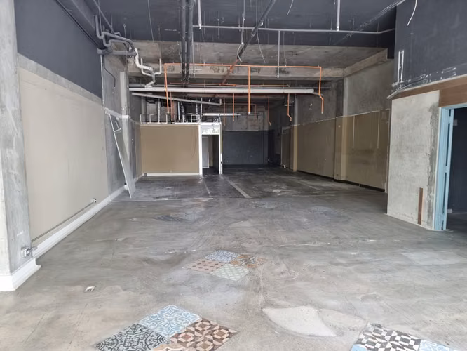 Alquiler de Local Comercial en Costa del Este, iStrip Mall Plaza, 222m2