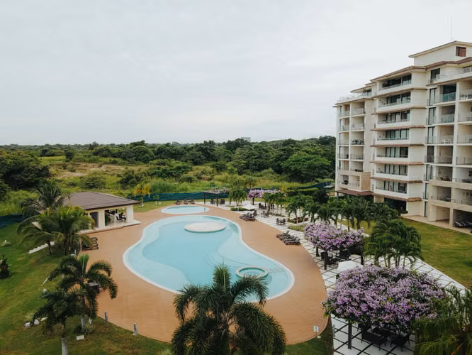 SE VENDE APARTAMENTO – PH CASAMAR