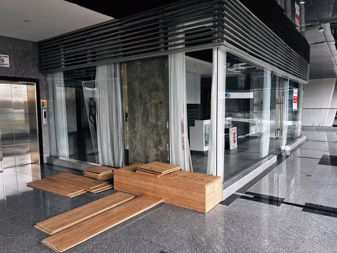 Alquiler Local Comercial 175 m2 Street Mall Ideal Salon Belleza