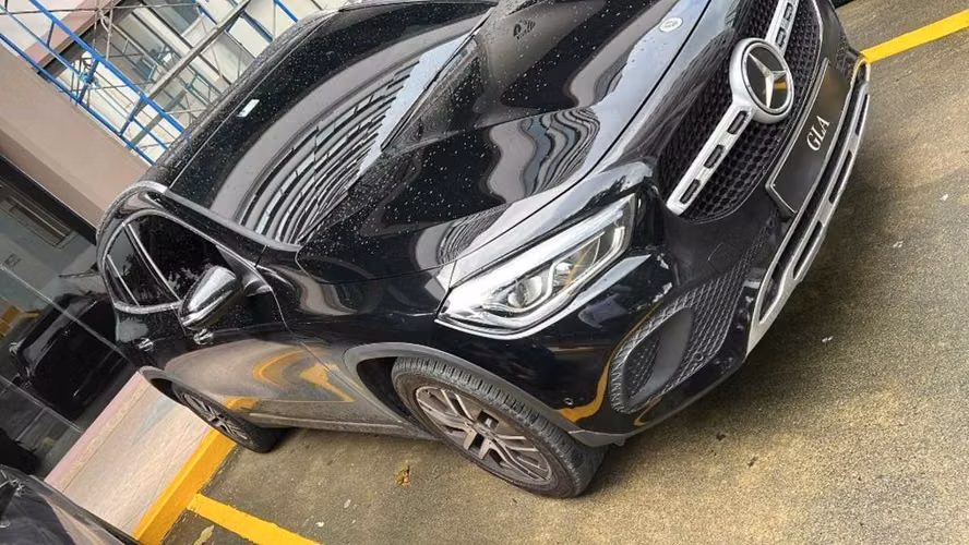 Mercedes Benz GLA200 DEL 2022 IMPECABLE - Imagen 4