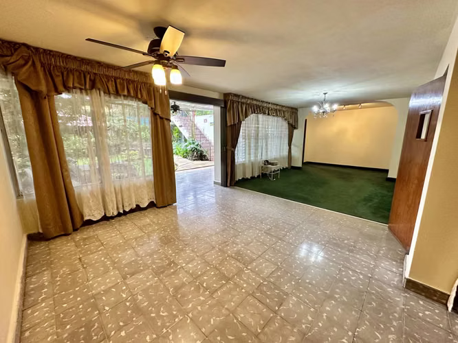 Se vende casa en El Carmen, al lado de Chaquira Plaza - Imagen 5