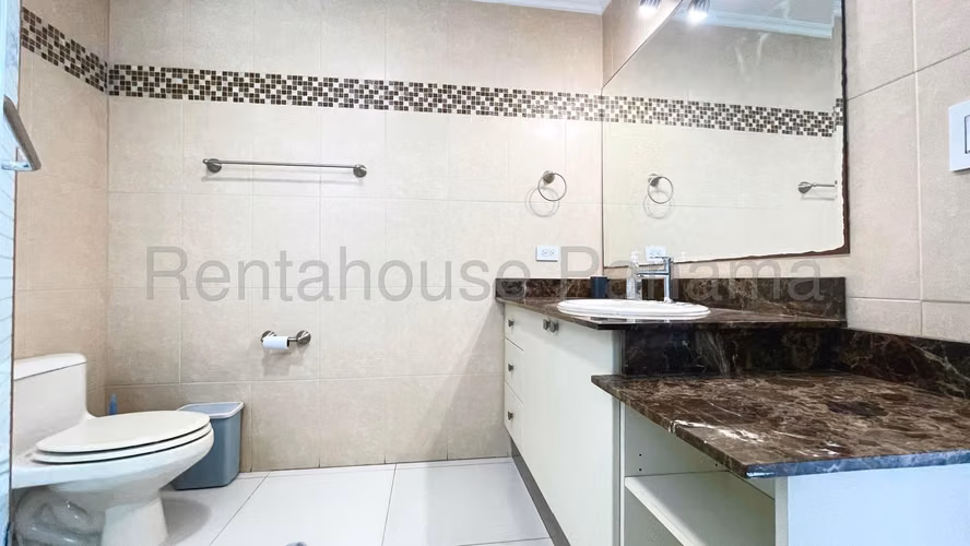 Apartamento en Venta en Costa del Este. RIVERSIDE
