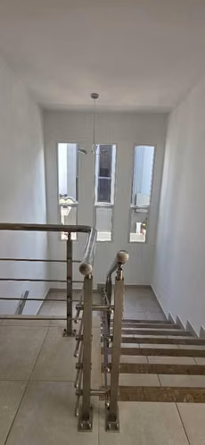 Alquilo casa PH Vallarta semi amoblada