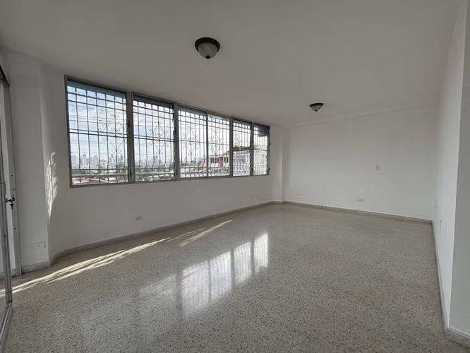 Propiedad Única en Betania Dos Casas Independientes Venta Plus