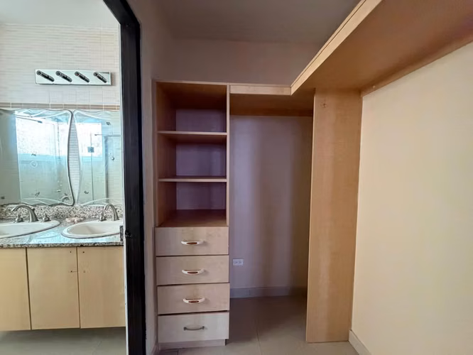 Apartamento en Venta PH Sevilla – Costa del Este | 155 m² | Bien Reposeído | Aceptamos Ofertas
