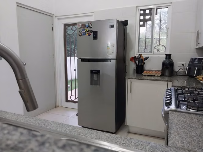 EN VENTA – CASA 148 m² | Residencial Vista Verde, Sala doble altura