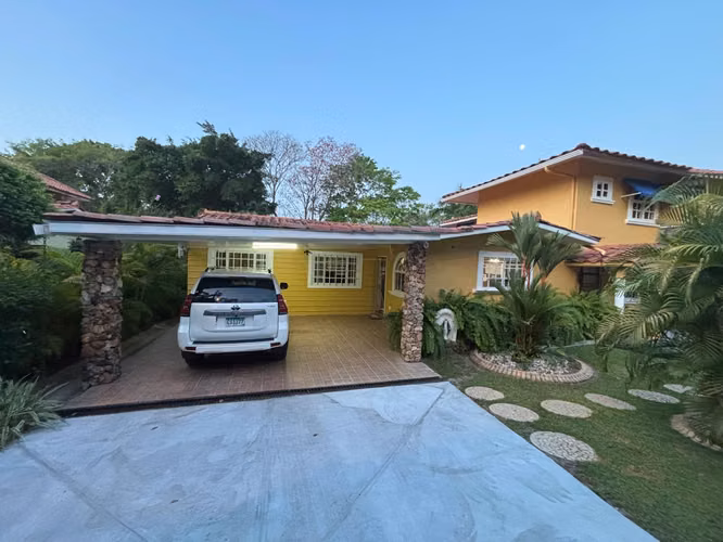 Casa en Coronado Golf