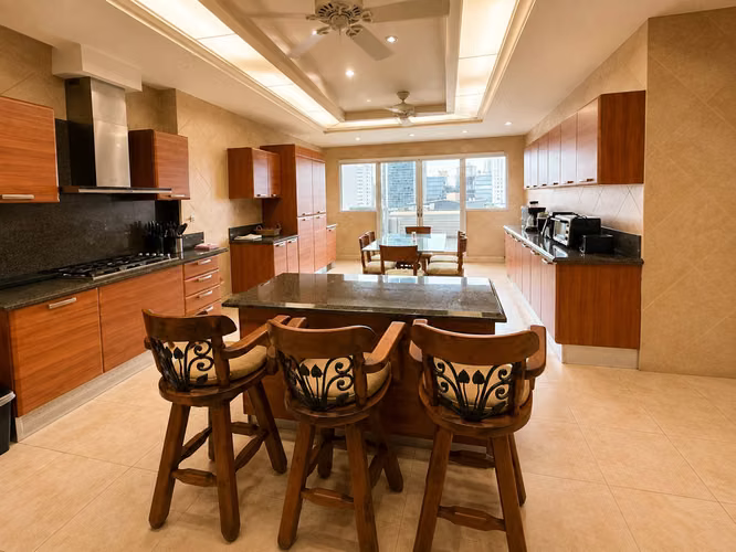 Venta de Apartamento en Costa del Este, PH Ten Tower, 438m²