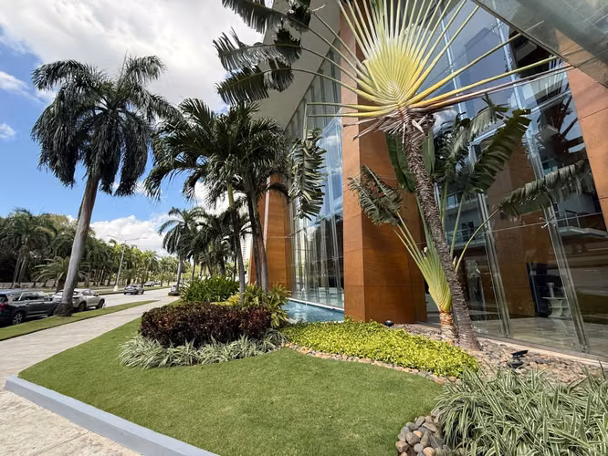 Venta de Apartamento en Costa del Este, PH Ten Tower, 438m²