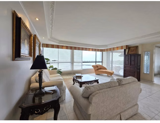 Se Vende apartamento PH Coco Bay