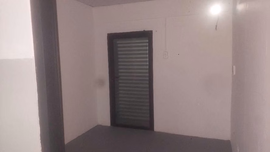 Se alquila Galera en vía principal - Imagen 4