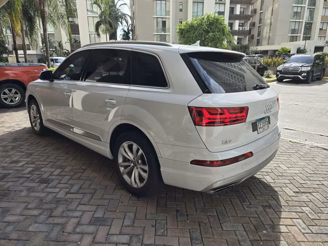 Audi Q7 Del 2017 EXCELENTE CONDICIONES