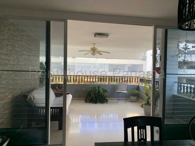 Venta de Apartamento en Marbella Ph Bello Mar Mts2: 221 PD