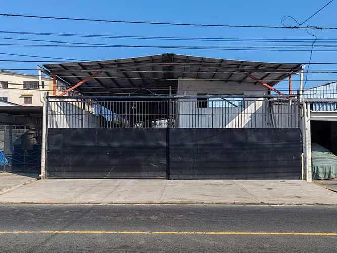 GALLERY FOR SALE 640M2 LEFEVRE PARK SANTA ELENA MLD
