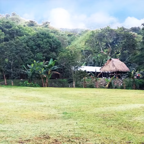 Se vende finca en Altos de Pacora