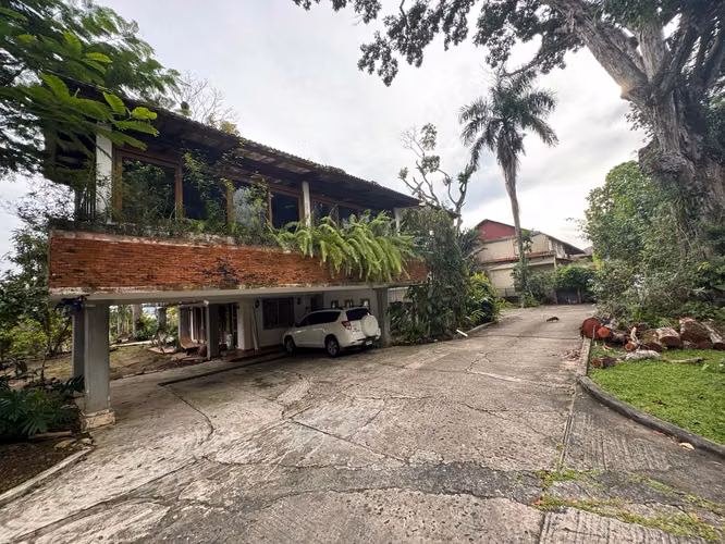 Melissa Foster Luxury Vende Casa con Piscina en Albrook, Ancón. MFR1879