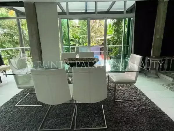 Residencia de Lujo en Albrook con Piscina Privada  Rodeada de Naturaleza – Albrook - Imagen 3