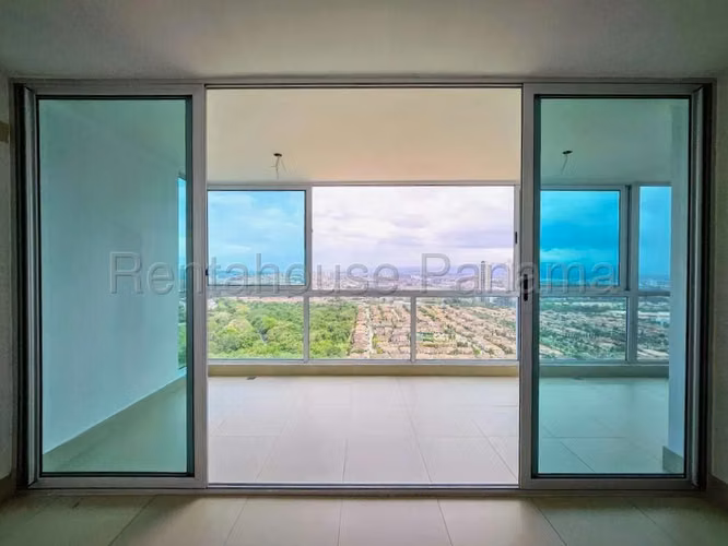 Venta de Apartamento en Costa del Este Ph Breeze Mts2: 242 PD