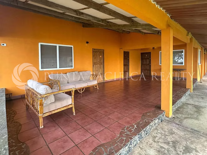 Venta y Alquiler Espectacular Casa de Playa Frente al Mar | Palenque, Colón | Con Piscina