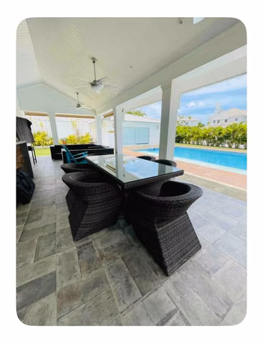Se vende casa en Miraflores Playa Bijao Coclé Antón  $950,000 - Imagen 19