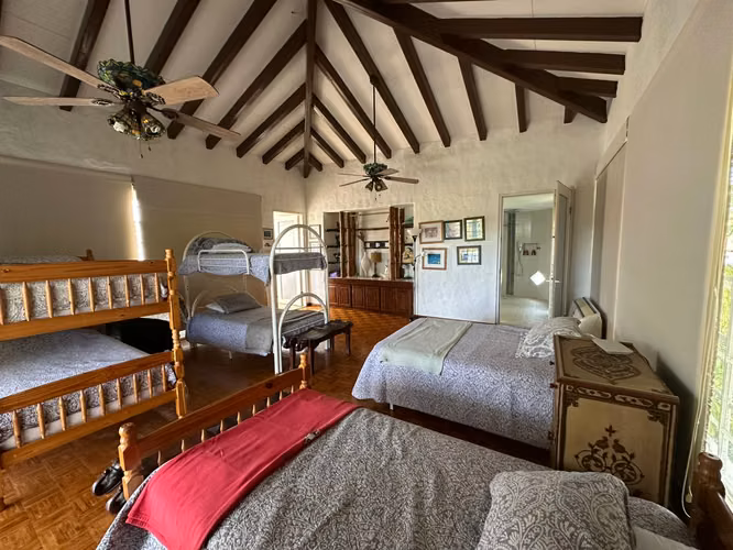 Venta de Casa en San Carlos, Punta Barco Resort, 3,359m2 de terreno y 957m2 de construcción