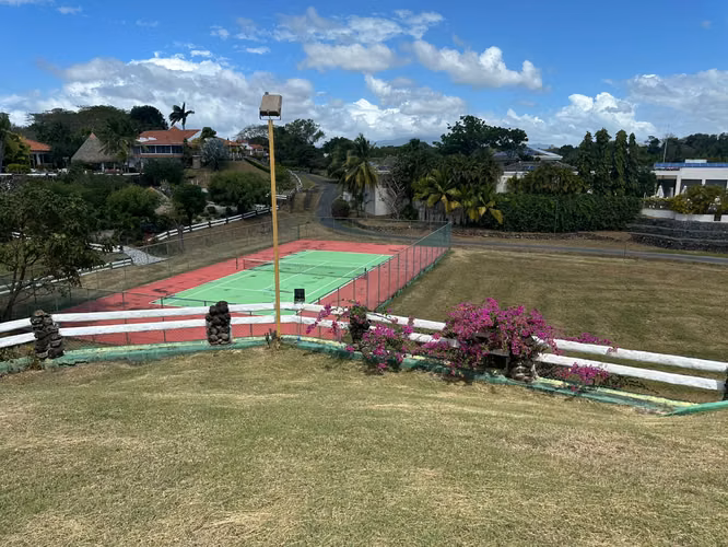 Venta de Casa en San Carlos, Punta Barco Resort, 3,359m2 de terreno y 957m2 de construcción