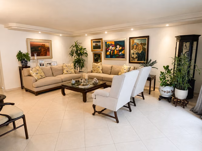 Venta de Casa Dúplex en Obarrio, 441m2 de terreno y 345m2 de construcción