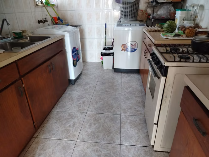Se Vende Apartamento Carrasquilla a Pasos Parque Omar 72Mts 2R 1B