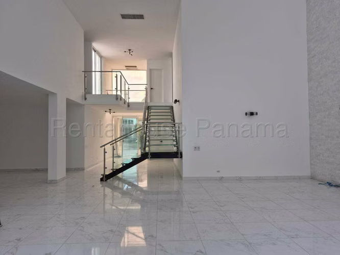 Vendo Hermosa Casa en Costa Esmeralda, Costa Sur 25-5919GG