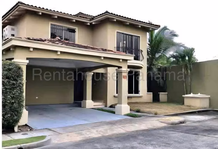 Vendo Hermosa Casa en Paseo Dorado, Condado Del Rey 26-4734GG
