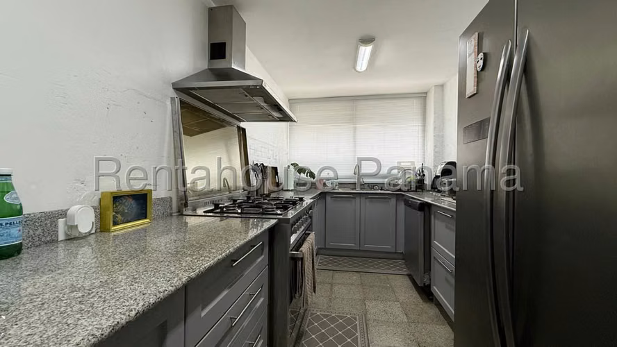 Vendo Apartamento Espectacular en Panorama, La Cresta 26-4911GG