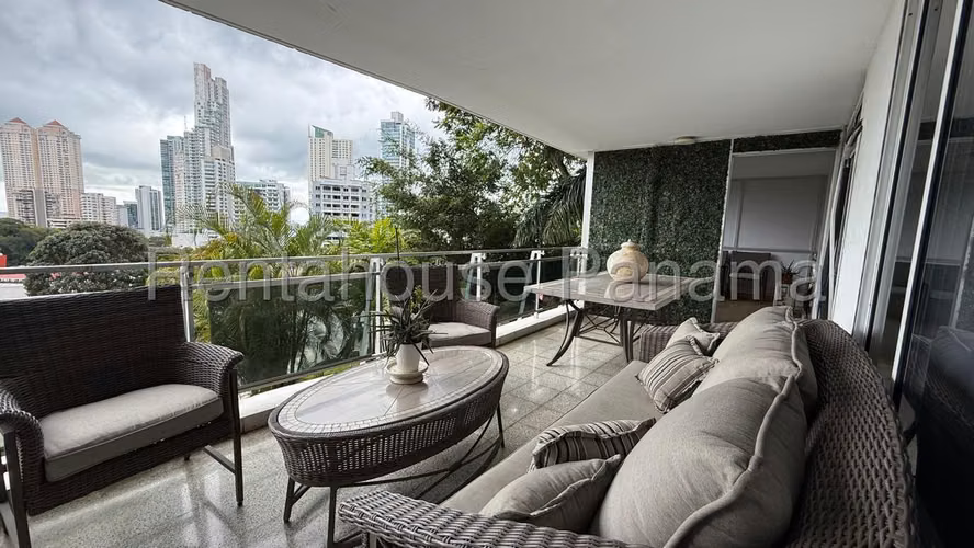 Vendo Apartamento Espectacular en Panorama, La Cresta 26-4911GG