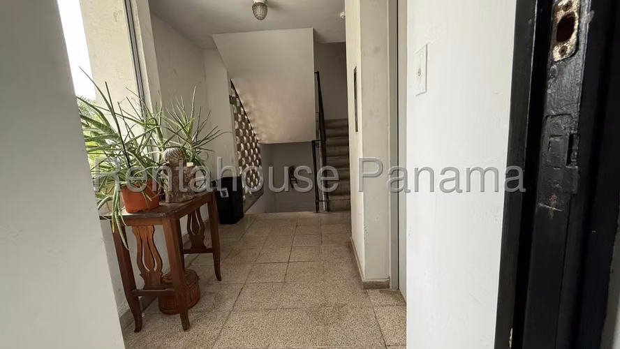 Vendo Apartamento Espectacular en Panorama, La Cresta 26-4911GG