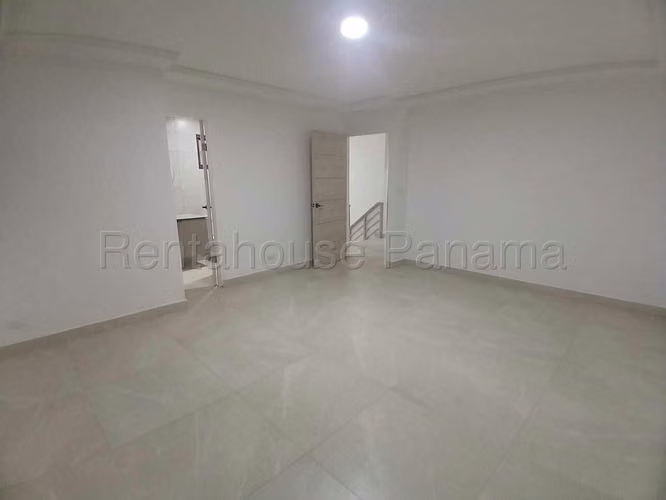 Vendo Casa Dúplex en Los Flamingos, San Francisco 26-4954GG