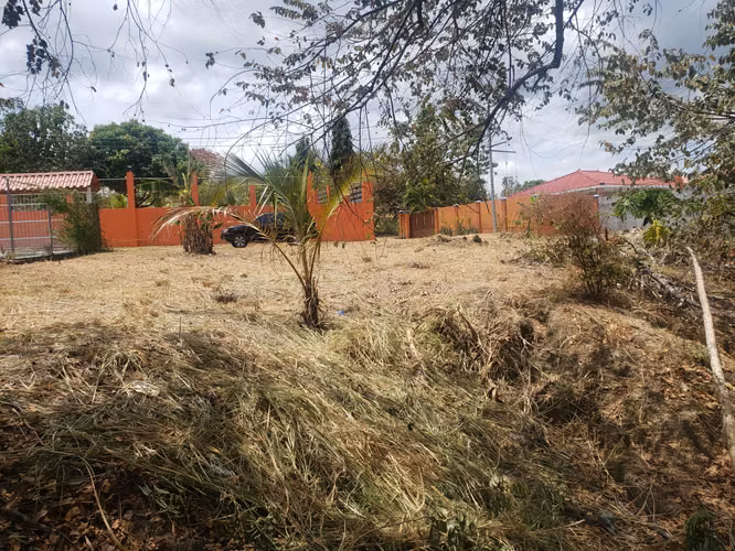 Vendo terreno 850mt2, titulado. San Carlos, El arenal