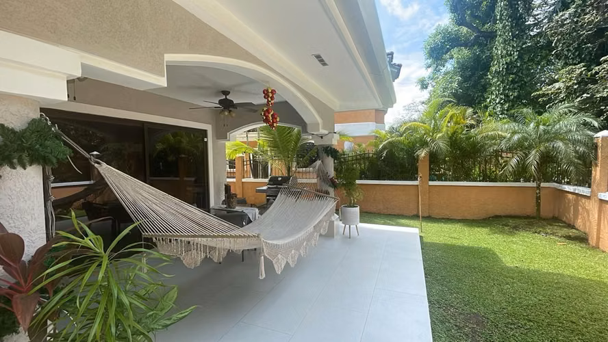GANGA ! CLAYTON VILLAGE 4 rec 4 ba cerca de Albrook, Clayton, Embassy Club