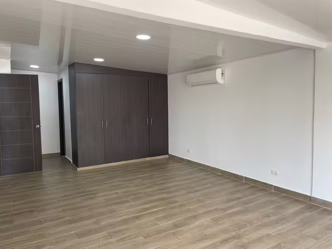 Venta de casa en Villa Lilla San Francisco