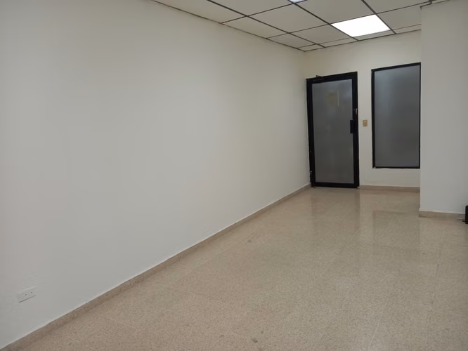 Alquilo Oficina 28 mts $ 380
