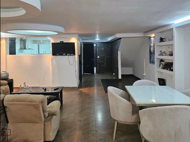 ALQUILER DE CASA DUPLEX EN OBARRIO (13)