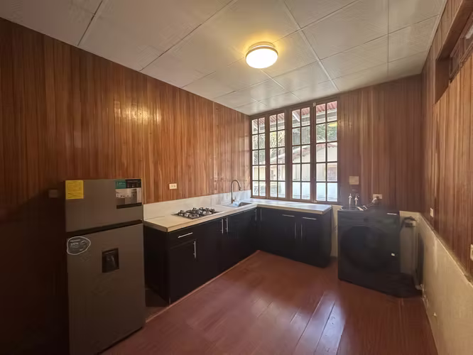 SE ALQUILA CASA AMOBLADA EN ÁREA EXCLUSIVA DE BAMBITO - Imagen 7