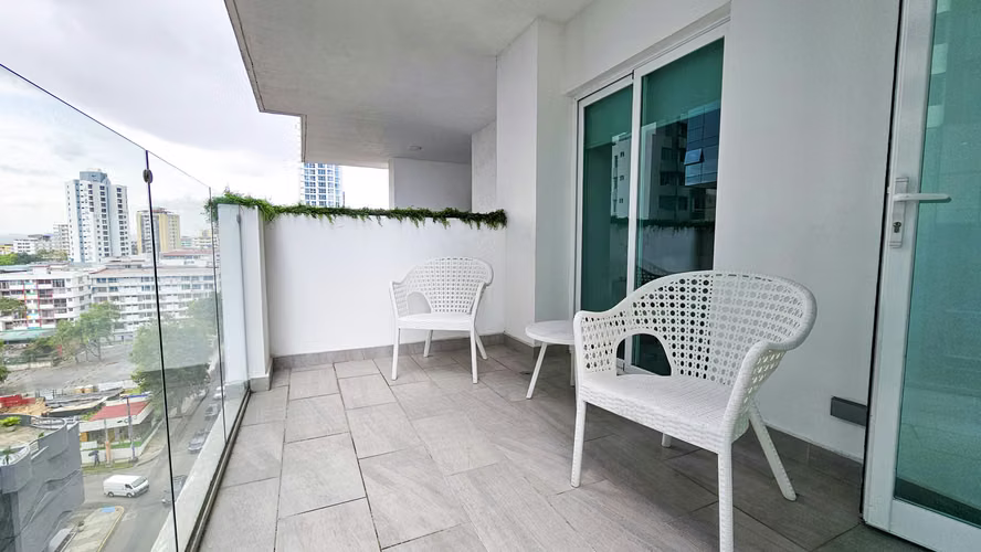 Amplio e iluminado, a pasos de Av. Balboa - 96.41 m2 - 43GV - Imagen 4