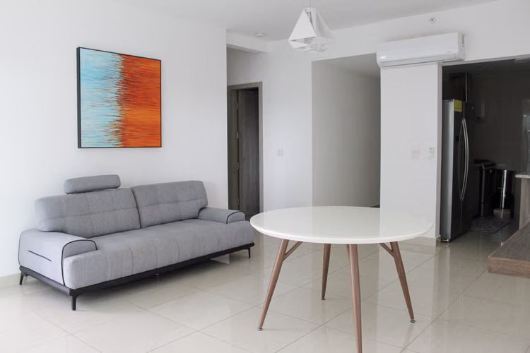 Amplio e iluminado, a pasos de Av. Balboa - 96.41 m2 - 43GV - Imagen 2